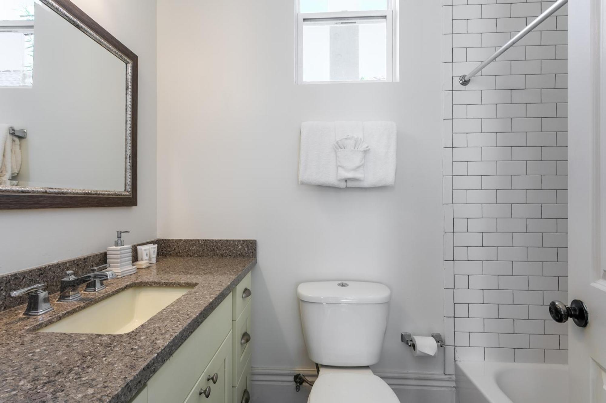 Apartamento Charming 2Br On Carondelet By Hosteeva Nueva Orleans Exterior foto