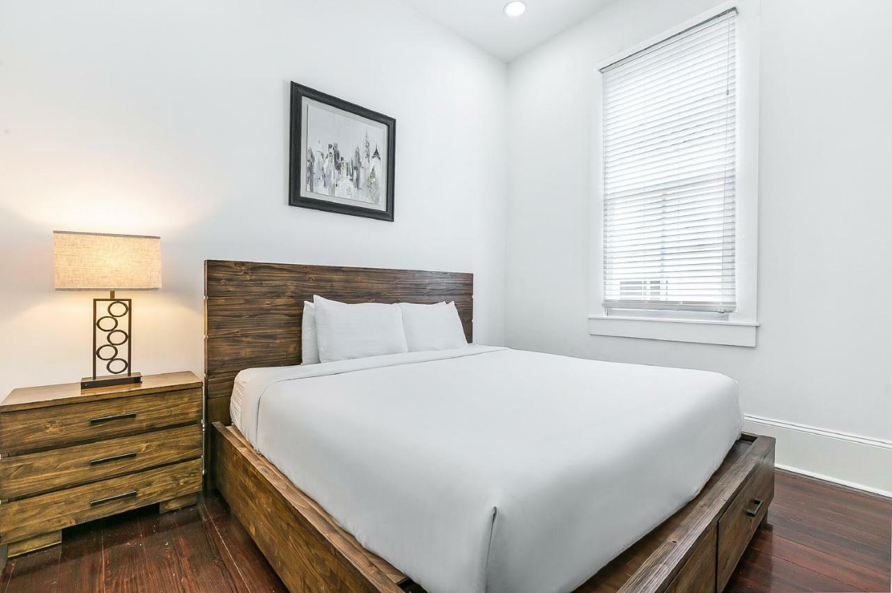 Apartamento Charming 2Br On Carondelet By Hosteeva Nueva Orleans Exterior foto